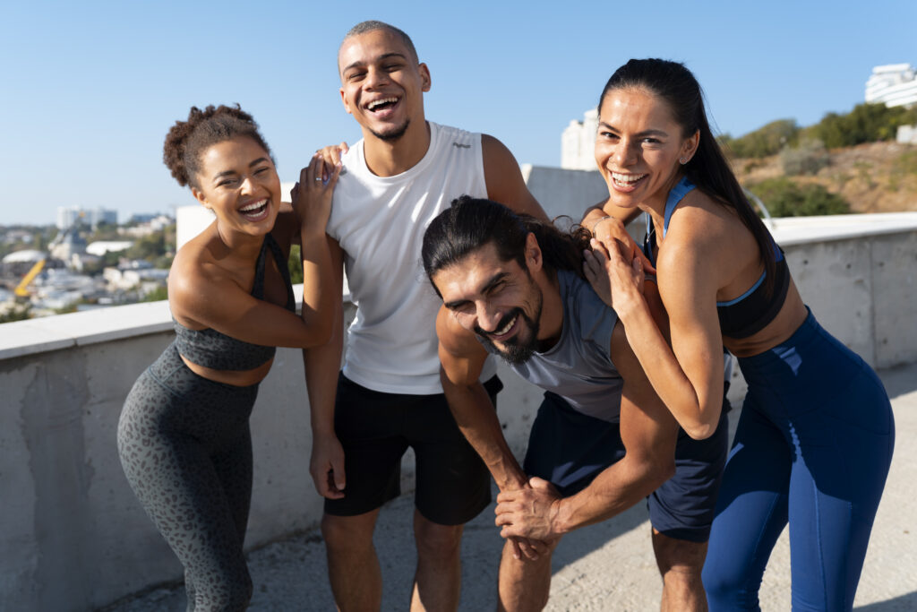 felicidade e satisfação com a vida; saúde física e mental
